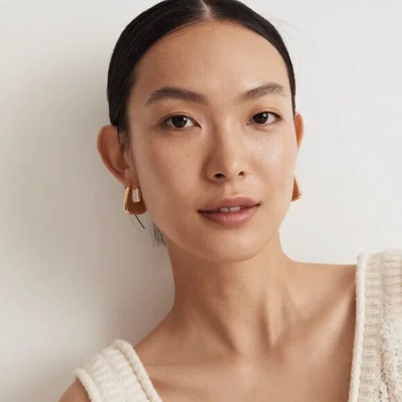 NWT Madewell Chunky Triangle Hoop Earrings - Picture 2 of 3